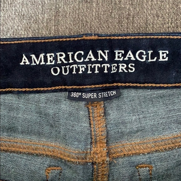 American Eagle hi-rise shortie jean shorts - Picture 3 of 4